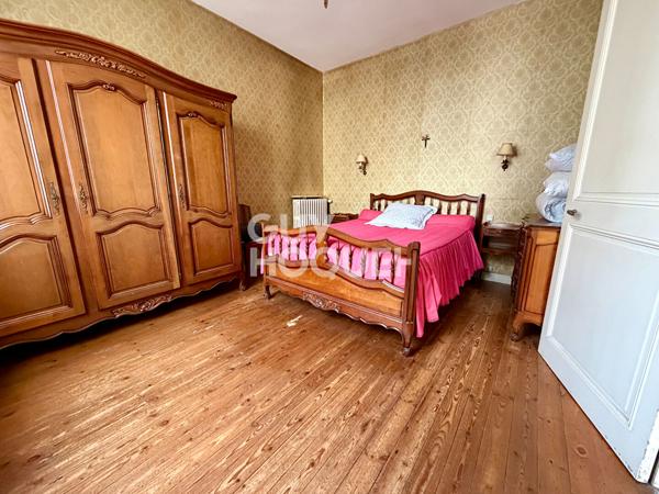 Échoppe pleine de charme à vendre - Quartier très recherché de Fétilly