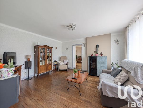 Maison 7 pièces de 150 m² à Nexon (87800)