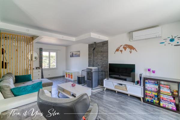 Maison
         4 pièces
        - 107 m² Exclusivité 329 900 € *