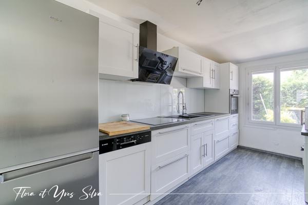 Maison
         4 pièces
        - 107 m² Exclusivité 329 900 € *