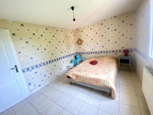 Maison dans un quartier résidentiel