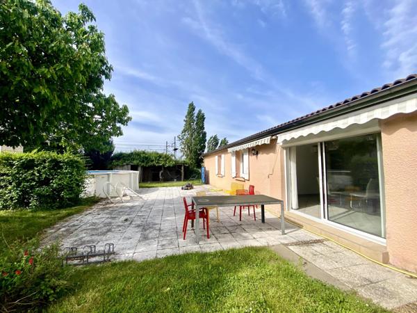 Maison dans un quartier résidentiel