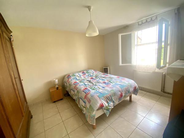 Maison dans un quartier résidentiel