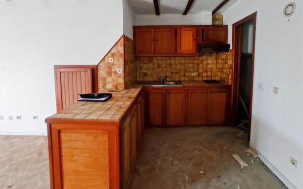 Immeuble à vendre    8 pièces •  Saint-Astier