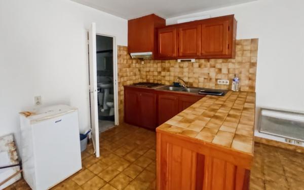 Immeuble à vendre    8 pièces •  Saint-Astier