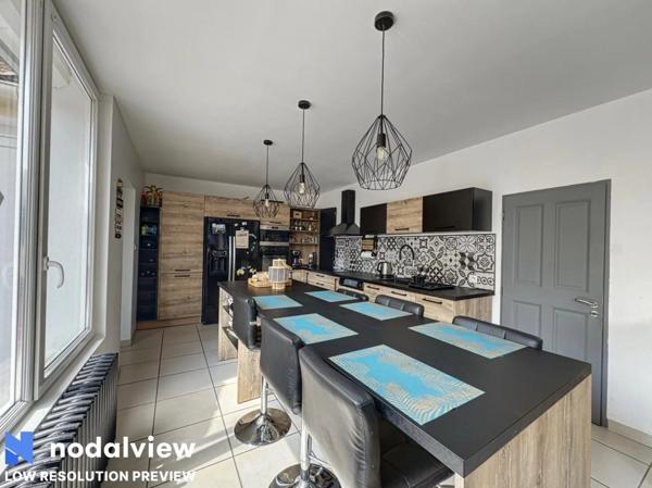 Location Maison 6 pièces 191 m2 à Hargicourt