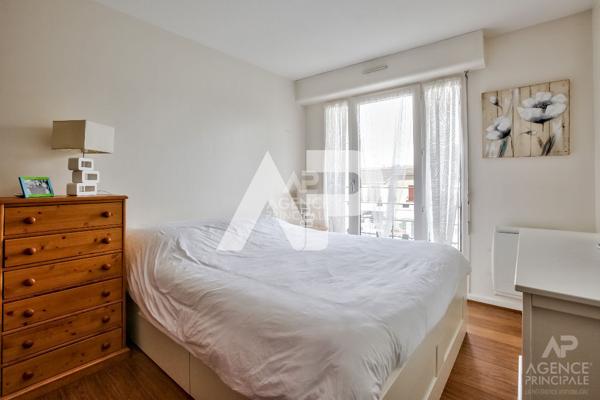 Appartement Rueil Malmaison 4 pièce(s) 95 m2 €580 000 ** - Référence 19377