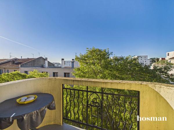 Appartement 4 pièces de 105,58 m² au 4e étage sans ascenseur avec balcon et cave- Rue Général Gouraud, Lyon