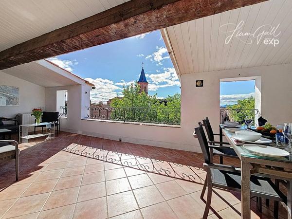 Élégante Maison de Village avec Terrasse Panoramique