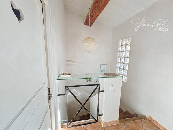 Élégante Maison de Village avec Terrasse Panoramique