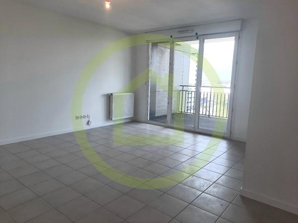 Appartement à GRENOBLE (38000)