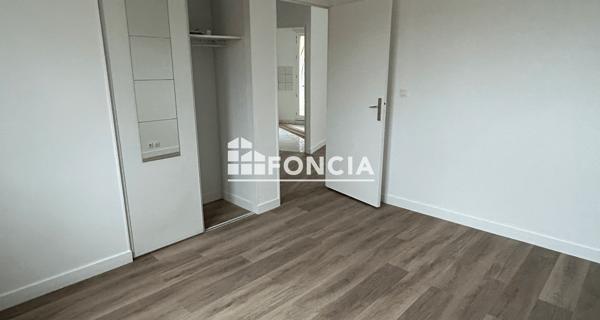 Location Appartement 2 pièces 50.25 m² - Clermont-ferrand 63000