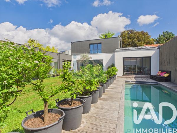 Maison à vendre 6 pièces 212 m² La Rochelle