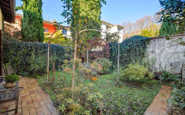 Maison à vendre    4 pièces •  Toulouse