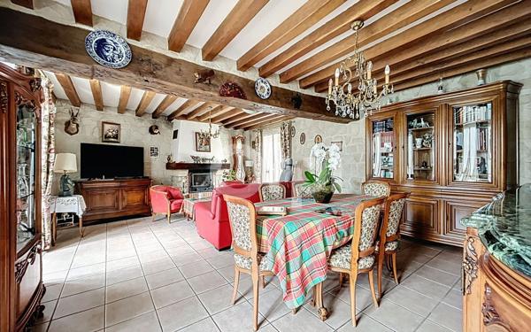 Maison à vendre    5 pièces •  Angy