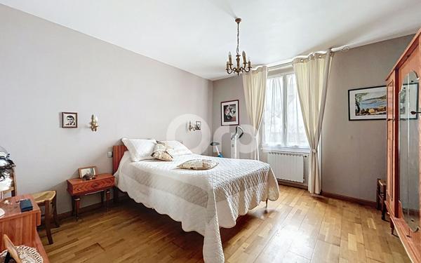 Maison à vendre    5 pièces •  Angy