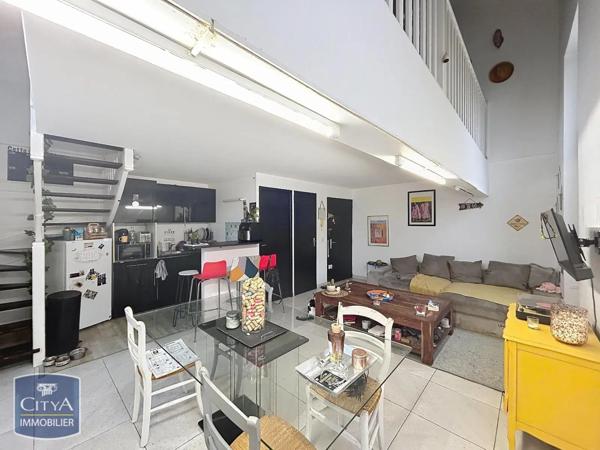 Appartement à louer 2 pièces 55.44m²