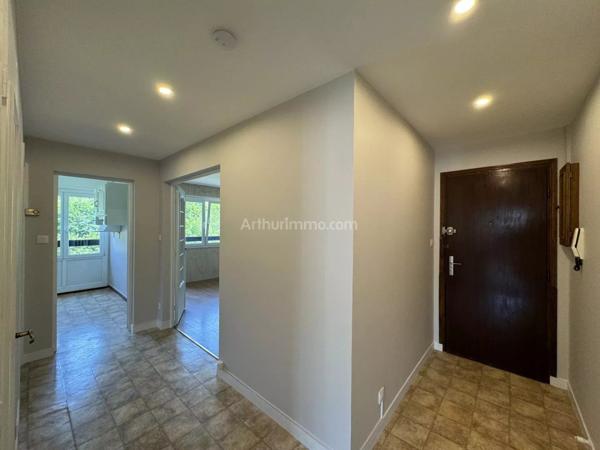 Vente Appartement 4 pièces 79 m2 à Bourgoin-Jallieu