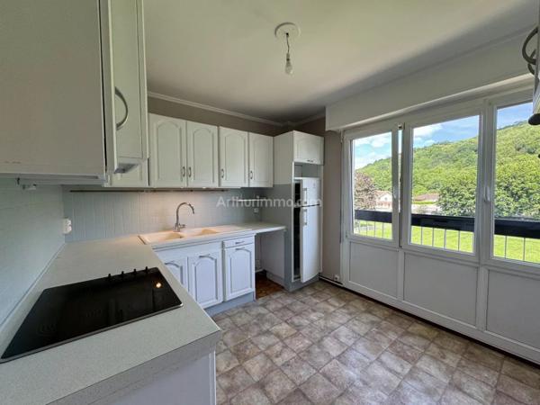 Vente Appartement 4 pièces 79 m2 à Bourgoin-Jallieu