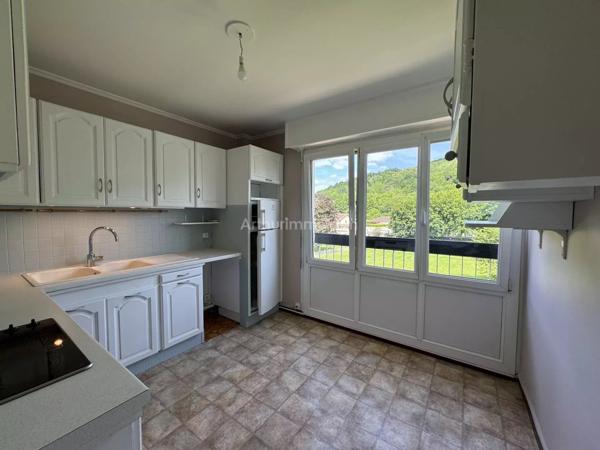 Vente Appartement 4 pièces 79 m2 à Bourgoin-Jallieu