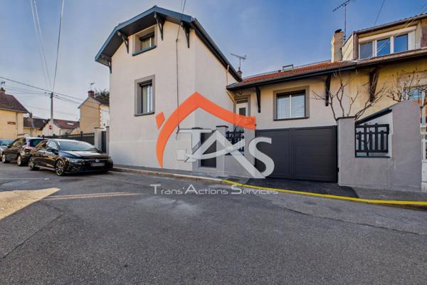 Vente Maison 8 pièces 151 m2 à Saint-Chamond