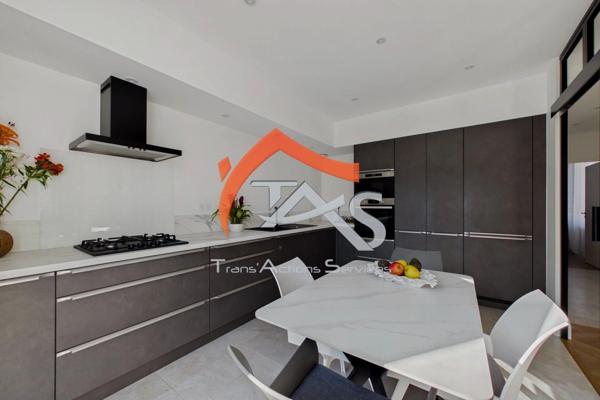 Vente Maison 8 pièces 151 m2 à Saint-Chamond