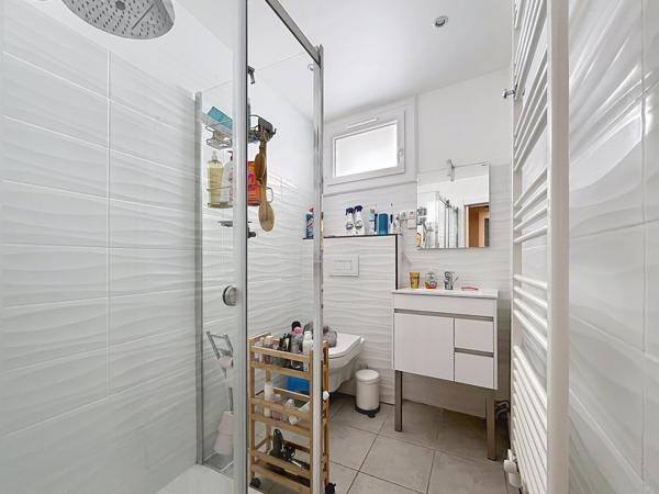 Maison de ville avec garage à deux pas des allées Paul Riquet à Béziers