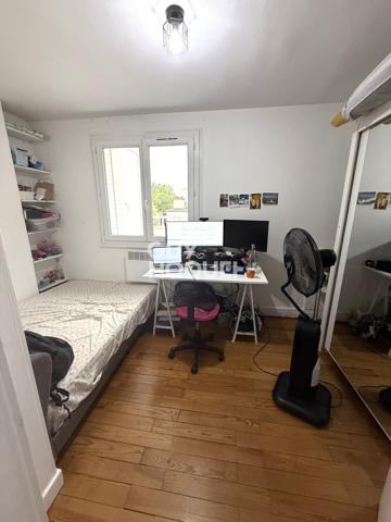 APPARTEMENT À LOUER DE 4 PIÈCES DE 58,80 M²