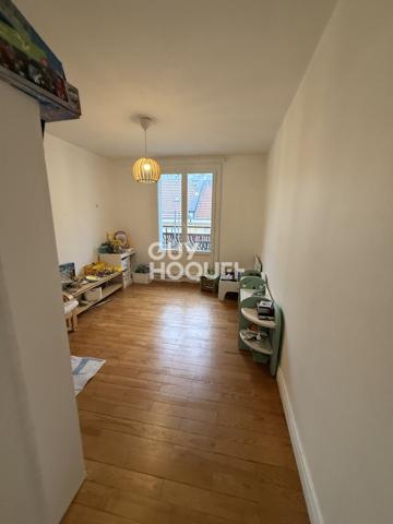 APPARTEMENT À LOUER DE 4 PIÈCES DE 58,80 M²