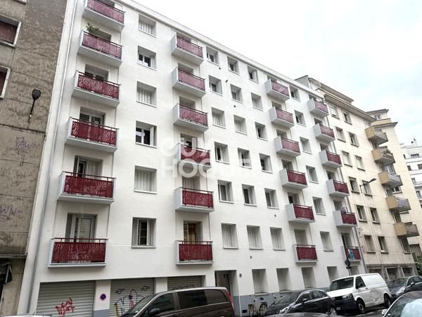 APPARTEMENT À LOUER DE 4 PIÈCES DE 58,80 M²