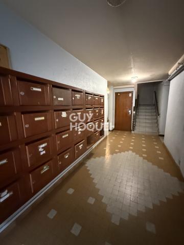 APPARTEMENT À LOUER DE 4 PIÈCES DE 58,80 M²