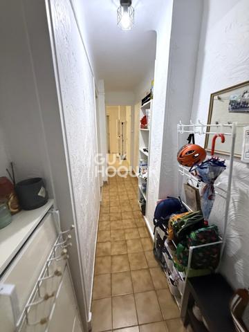 APPARTEMENT À LOUER DE 4 PIÈCES DE 58,80 M²