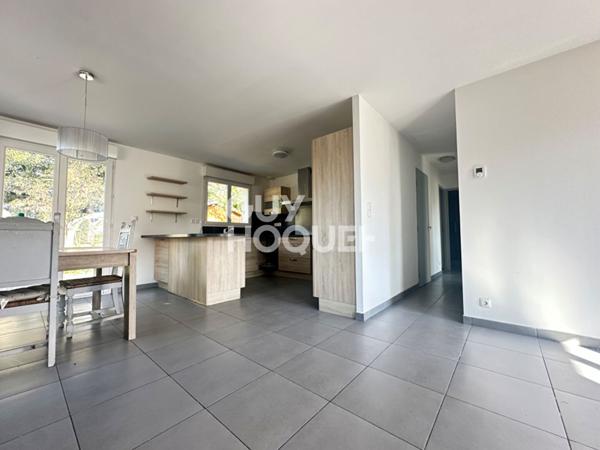 Maison de plain-pied récente, au calme, proche bourg et commodités