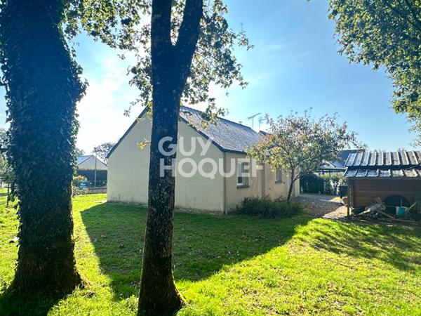 Maison de plain-pied récente, au calme, proche bourg et commodités