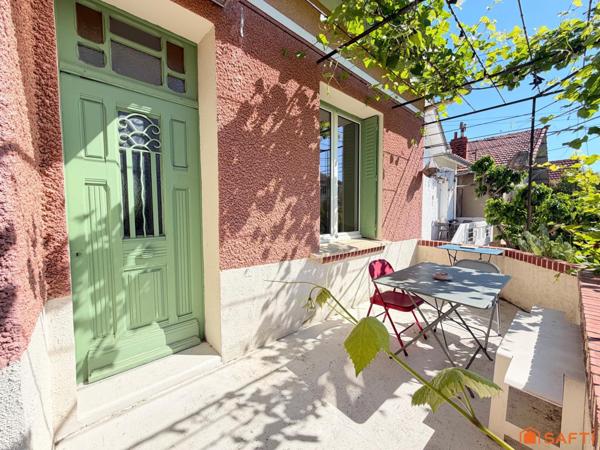Maison de ville 136m2, 3/4 chambres et jardin!
