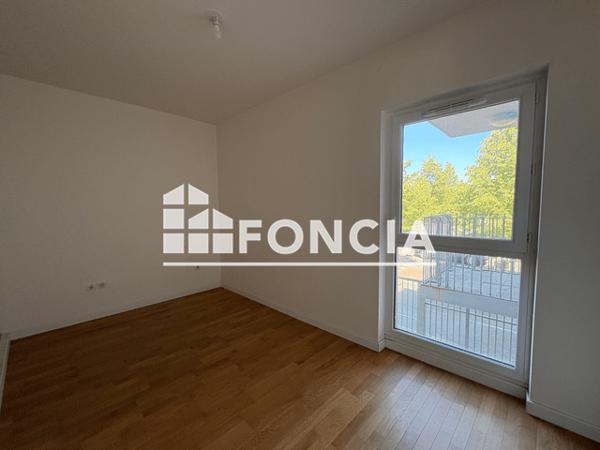 Location Appartement 3 pièces 79.8 m² - 8 RUE VICTOR GARAIX Chartres 28000