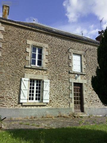 Maison de maître à vendre à Villaines-la-Juhel en Mayenne (53700), ref : 1357