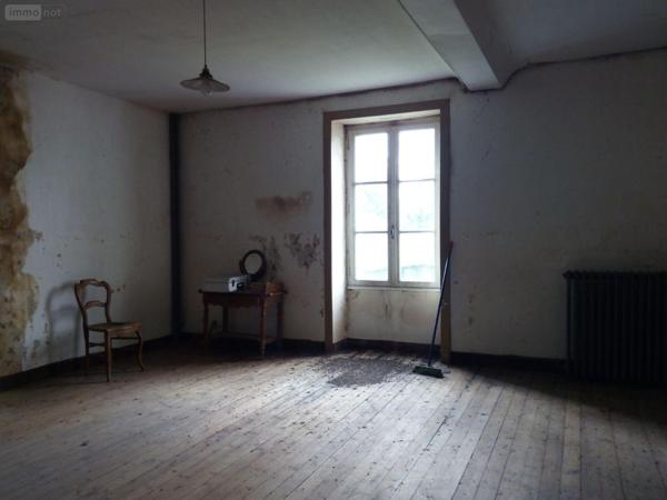 Maison de maître à vendre à Villaines-la-Juhel en Mayenne (53700), ref : 1357