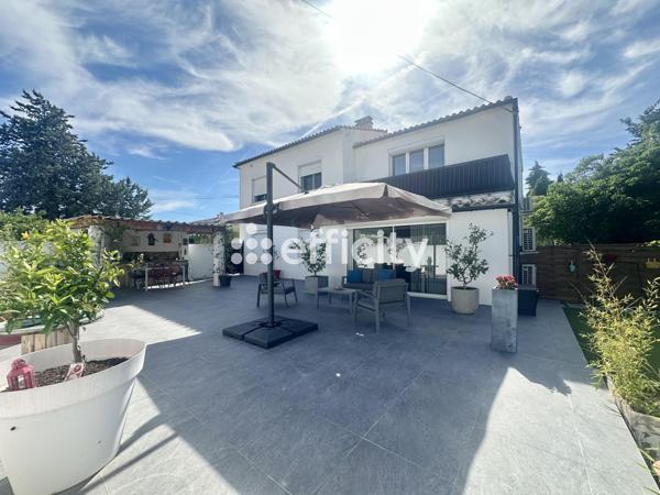 Maison
         4 pièces
        - 90 m² Exclusivité 330 000 € *