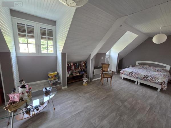 Maison à vendre à Allonnes dans la Sarthe (72700), ref : 72120-973