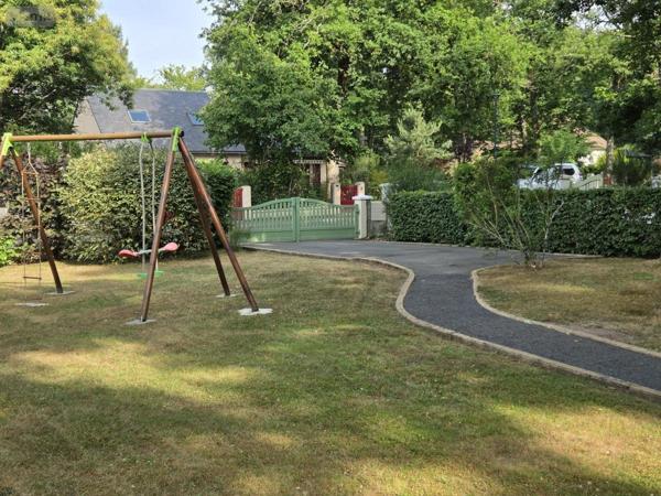 Maison à vendre à Allonnes dans la Sarthe (72700), ref : 72120-973