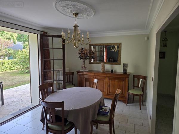 Maison à vendre à Allonnes dans la Sarthe (72700), ref : 72120-973