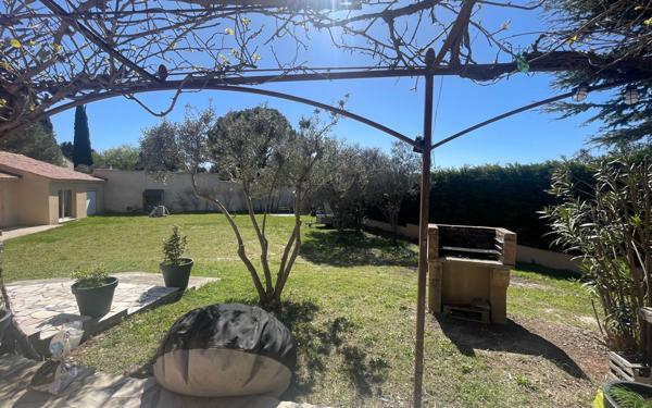 Maison à vendre    7 pièces •  Vedène