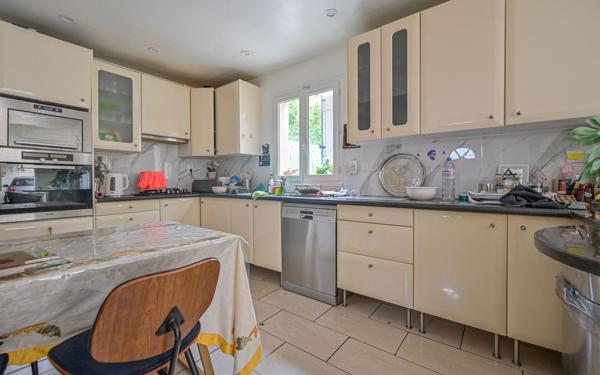 Maison à vendre    12 pièces •  Pantin