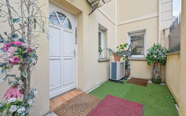 Maison à vendre    12 pièces •  Pantin