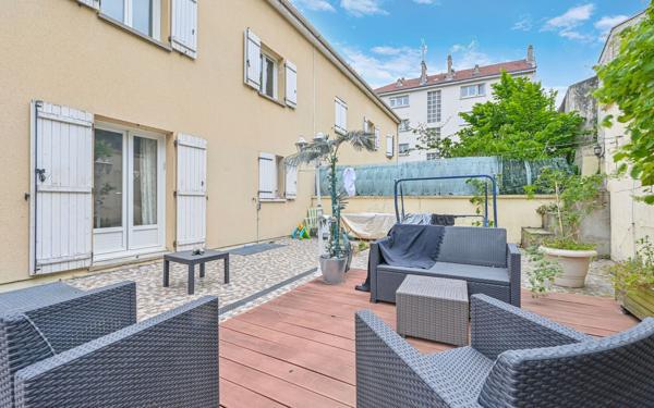 Maison à vendre    12 pièces •  Pantin