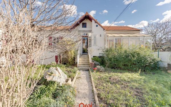 Maison à vendre    4 pièces •  Marseille 12