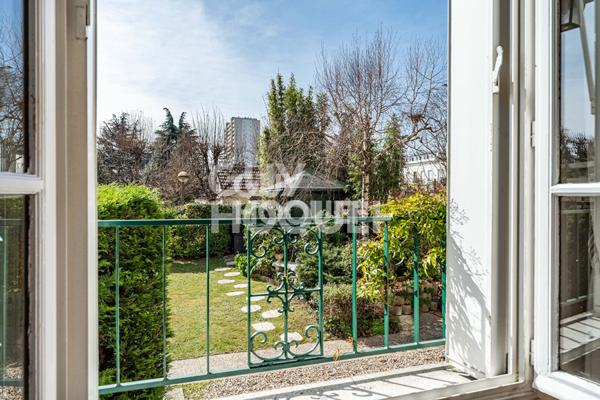 Maison de Prestige à Vendre à Courbevoie - Référence 4842
