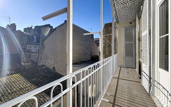 Appartement à vendre    5 pièces • 132,48 m2 Pau