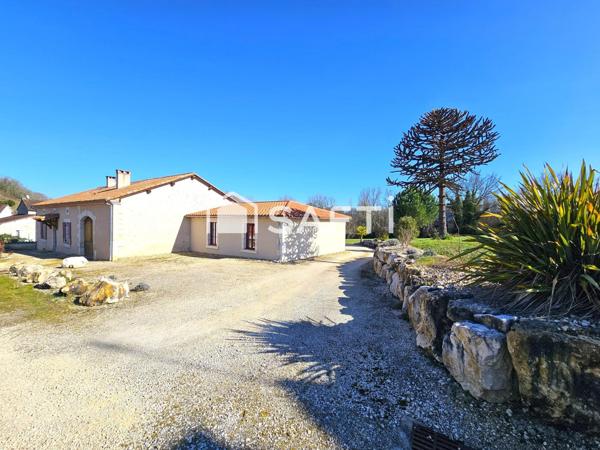 Charmante maison en pierre de 180 m² habitables.